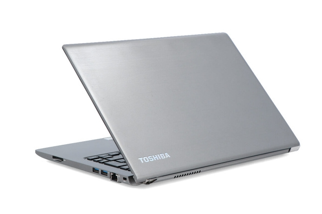 Toshiba Portege Z30-B Laptop 13.3'' i5-5300U 8GBRAM 256GBSSD USB 3.0 Au Stock A-
