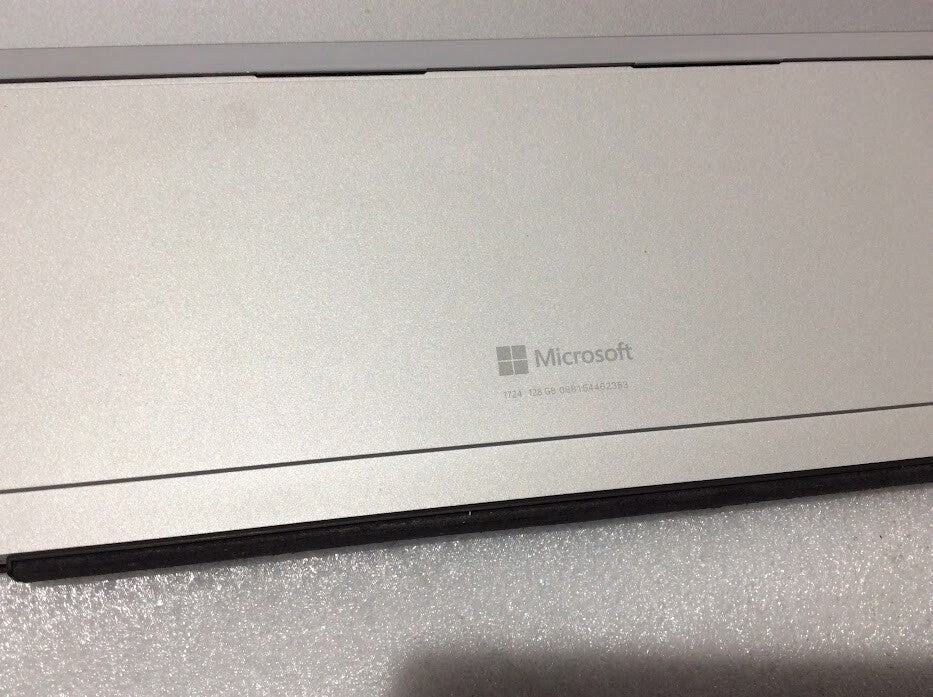 Microsoft Surface Pro 4 Laptop 12.3" i5-6300U 4GBRAM 128GBSSD USB3.0 Au Stock A-