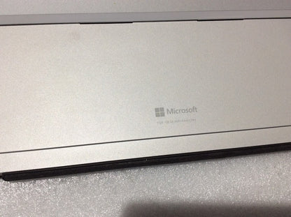 Microsoft Surface Pro 4 Laptop 12.3" i5-6300U 4GBRAM 128GBSSD USB3.0 Au Stock A-