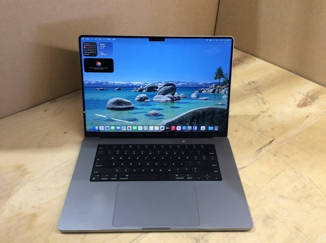 Apple MacBook Pro A2485 Laptop 16'' M1 PRO 32GBRAM 1TBSSD USB-C [AU Seller] B
