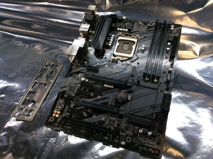 GIGABYTE H370 HD3 Motherboard ATX DDR4 LGA 1151 HDMI VGA DVI USB-C Intel H370