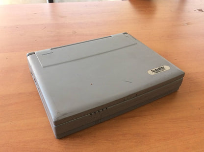 [AU Seller] Toshiba Satellite PA1261ea 300CDT-Intel Vintage Laptop No HDD B