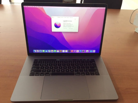 Apple Macbook Pro A1990 Laptop 15.4" i7-8750H 32GBRAM 1TBSSD EMC3215 Silver A-