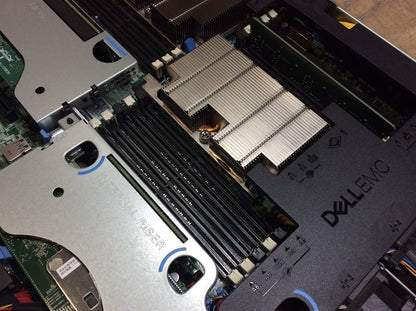 Dell PowerEdge R440 2 x Xeon Bronze 3104+2*PSU+8GB PC4+4 Ports Network Card A-