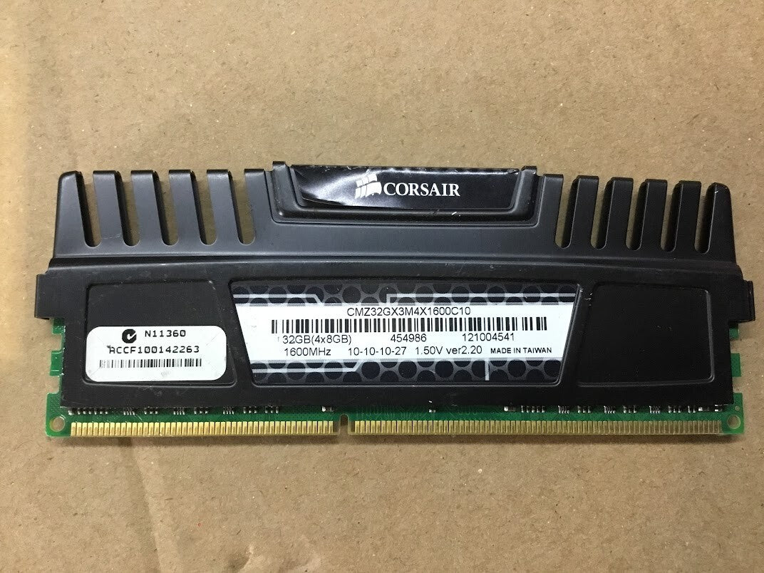Corsair CMZ32GX3M4X1600C10 Vengeance 32GB (4 x 8GB) Desktop Memory Au Seller