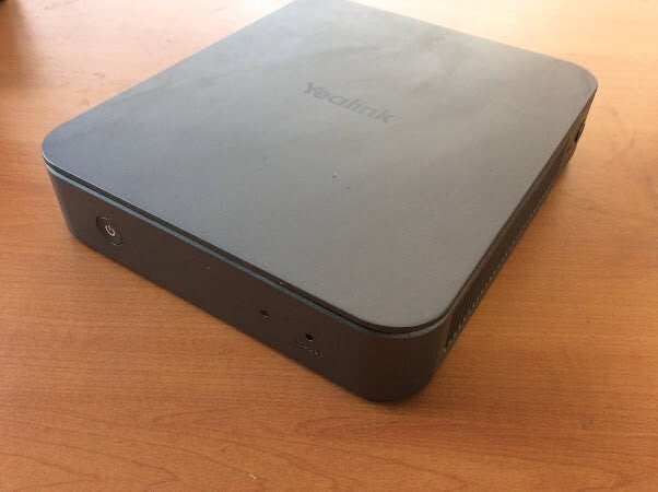 Yealink Mcore Mini PC Windows 11 IoT i5 8G/128SSD with Yealink UVC84 Camera