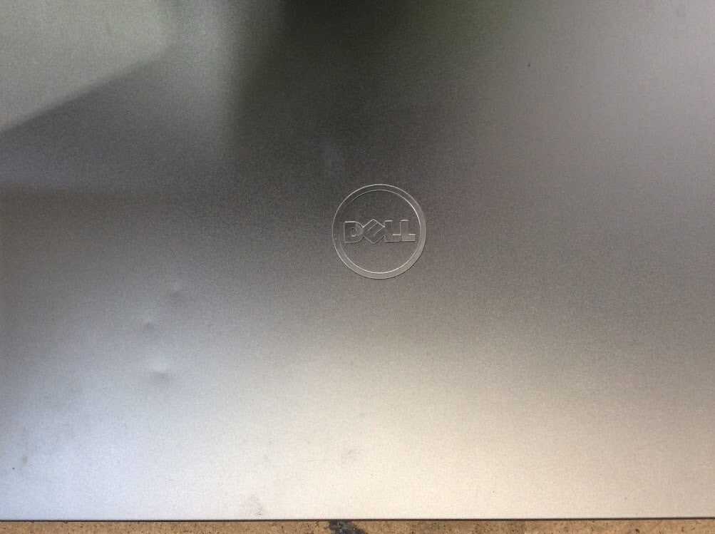 DELL Vostro 5568 Laptop 15.6" i5-7200U 8GBRAM 256GBSSD VGA HDMI Au Seller A-