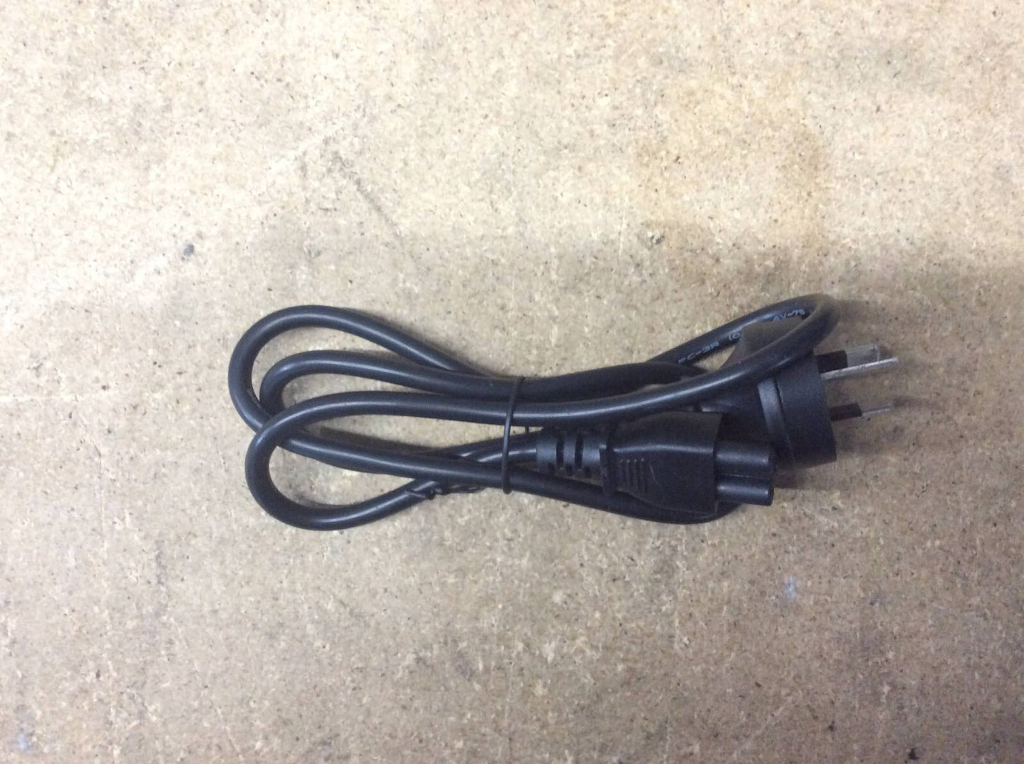 Genuine Original Lenovo Laptop 65W, 20v, 3.25A, AC Adapter Charger w/Powe Cable