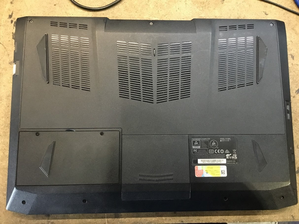 Metabox N170RD Laptop 17.3" i7-6700HQ+NVIDIA GTX 960M 16GBRAM 250GBSSD+500GB A-