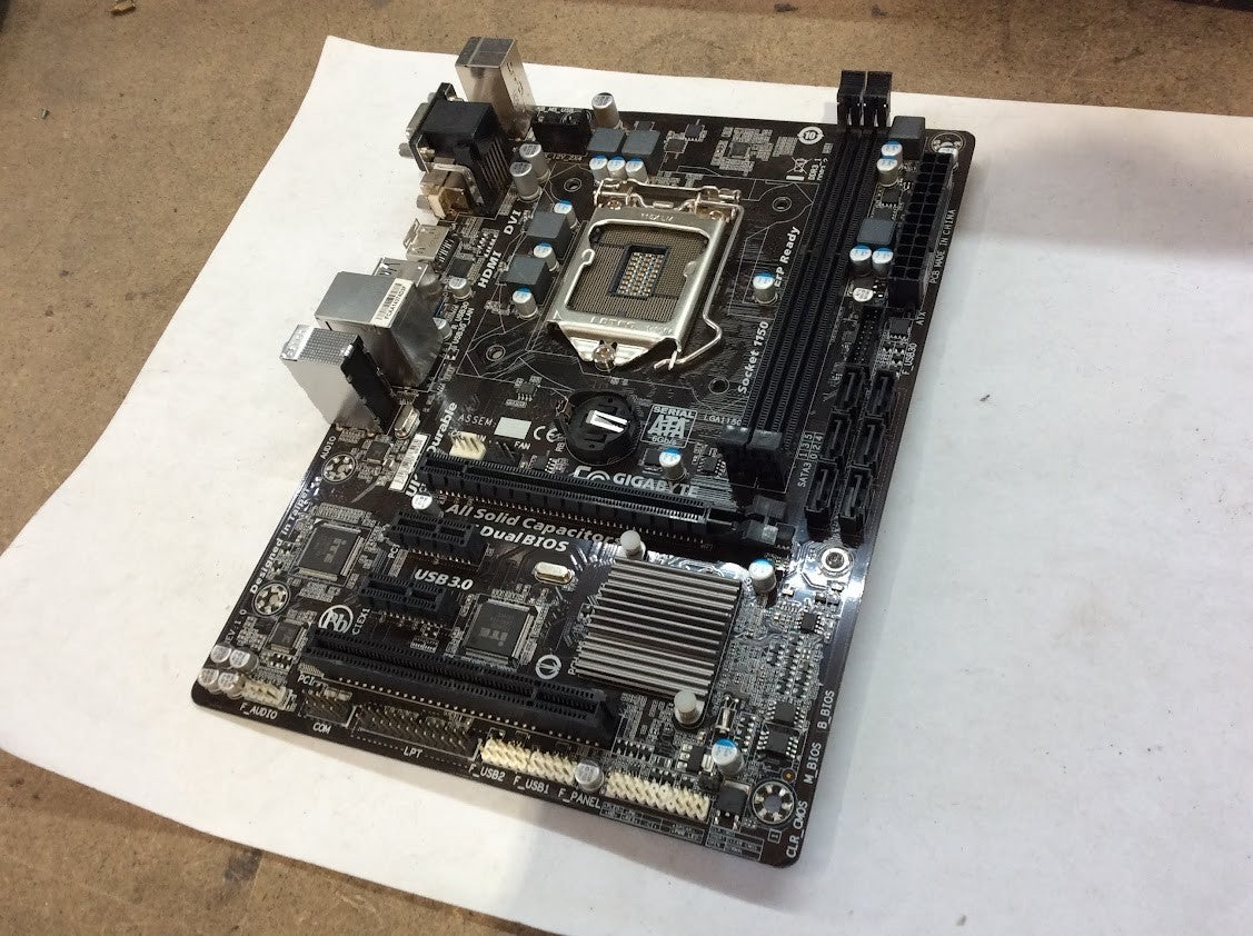 GIGABYTE GA-H97M-HD3 Motherboard micro ATX DDR3 LGA 1150 VGA HDMI DVI Intel H97