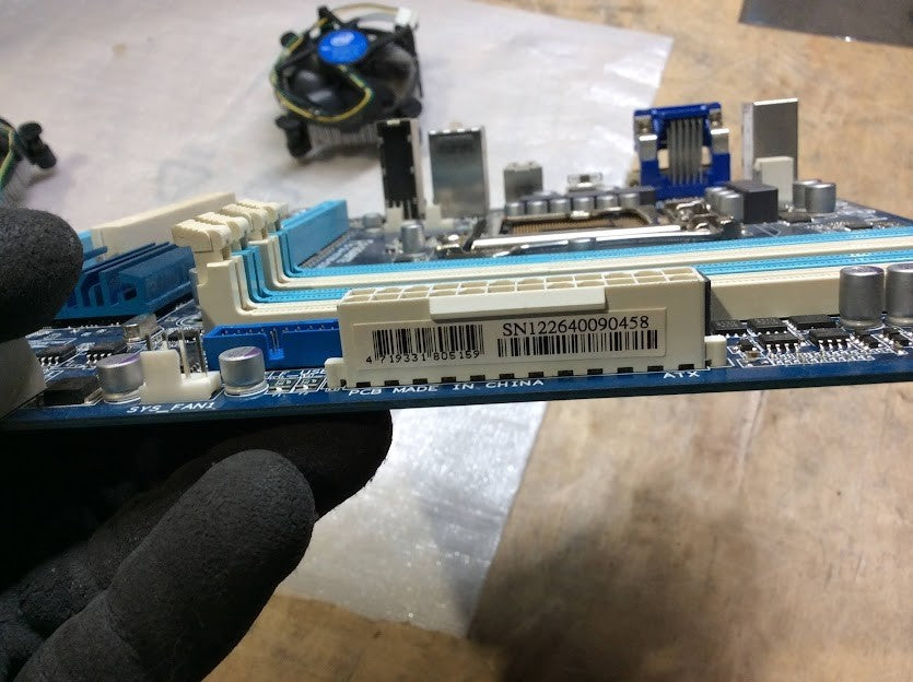 GIGABYTE GA-H77M-D3H Motherboard DDR3 mATX LGA 1155 HDMI VGA DVI Intel H77 [AU]