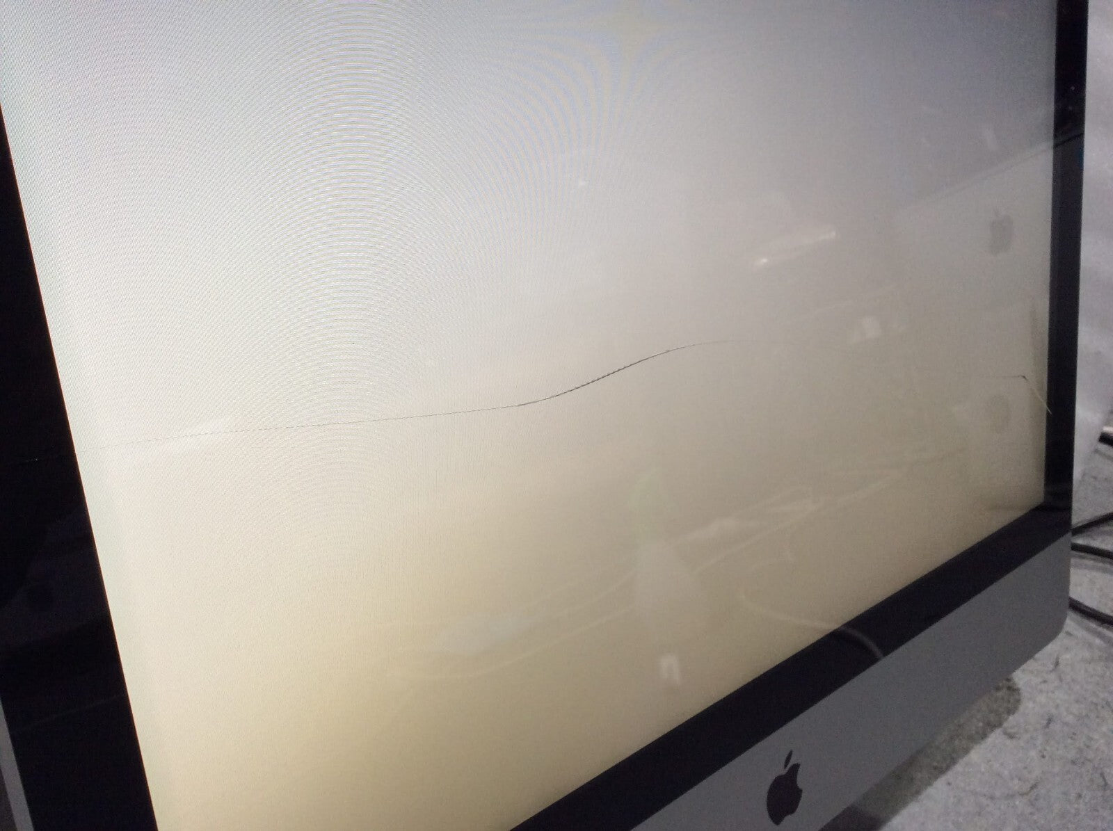 Apple iMac A1311 AIO 21.5'' Intel Core 2 Duo E7600 4GBRAM 500GB EMC2308 Silver