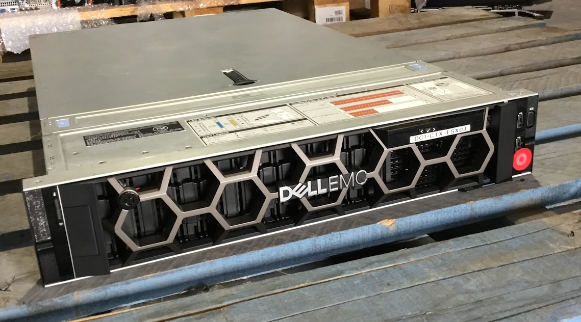 Dell EMC R740 Server with 2x Gold 6130 Raid Card isp2532/qle2562 8GB 0GBHDD A-